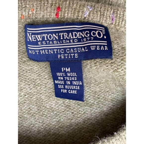 Newton Trading Co. Women's Sweater Cardigan Embroidered Button Detail PM Green - Picture 3 of 7